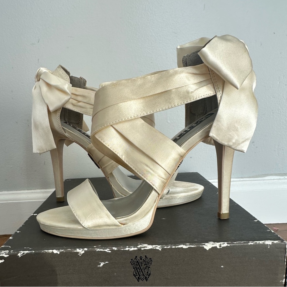 White by Vera Wang Ivory Satin High Heels